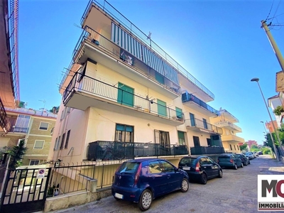 Appartamento in vendita a Mondragone Caserta Zona Lido