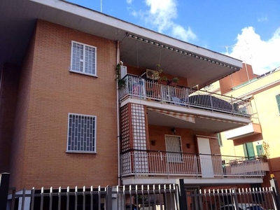 Appartamento in vendita a Roma, via dei Baldassini , 19 - Roma, RM
