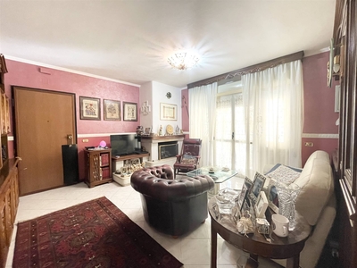 Appartamento in vendita a Vezzano Ligure La Spezia