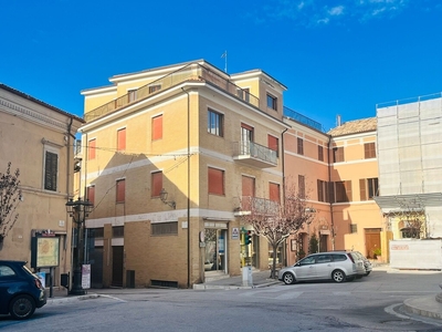 Appartamento in Via Marconi 2, Potenza Picena, 6 locali, 3° piano