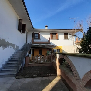 Appartamento indipendente in vendita a Mortara Pavia
