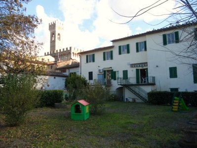 Appartamento indipendente in vendita a Scarperia e San Piero Firenze Scarperia