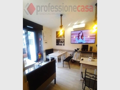 Bar in vendita a Frosinone, Via Don Minzoni, 1 - Frosinone, FR