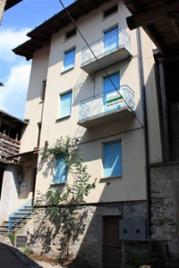 Casa semi indipendente in vendita a Azzone Bergamo