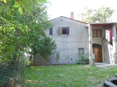 Casa semi indipendente in vendita a Castel Del Piano Grosseto