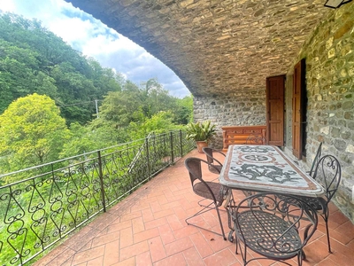 Casa semi indipendente in vendita a Mulazzo Massa Carrara Lusuolo