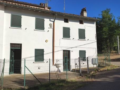 Casa semi indipendente in vendita a Pietra De'giorgi Pavia