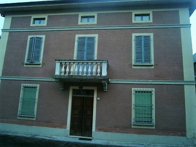 Casa singola abitabile a Castelfranco Emilia