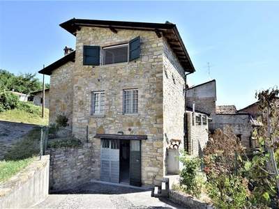 Casa singola in Loc. Centomerli a Bobbio