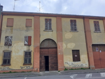 Casa singola in vendita a Ostiglia Mantova
