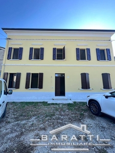 Colonica in vendita a Pegognaga Mantova