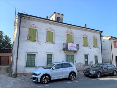 Palazzo in vendita a Castelbelforte Mantova