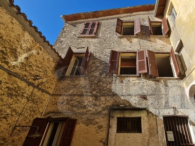 Palazzo in Vicolo Filippo Castaldi, Arpino, 4 locali, 2 bagni, 200 m²