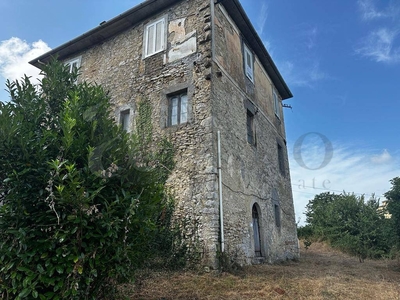 Rustico in Via Borgo Santa Lucia, Fontana Liri, 7 locali, 150 m²