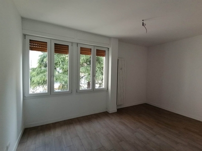 Trilocale a Firenze, 1 bagno, 84 m², 1° piano, aria condizionata