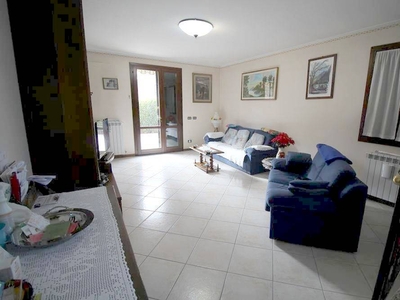 Villa a schiera in ottime condizioni in zona Braida a Sassuolo