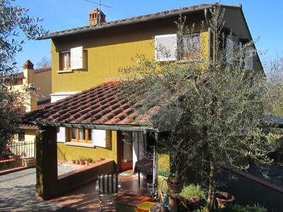 Villa a schiera in Via San Martino, Bagno a Ripoli, 5 locali, 4 bagni