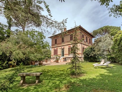 Villa in vendita a Firenze Settignano
