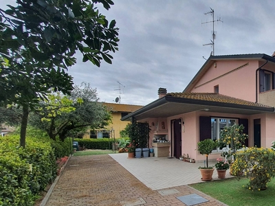Villa in vendita a Ravenna Punta Marina