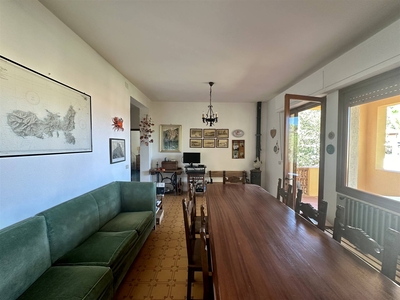 Villa in vendita a Rio Livorno Nisporto