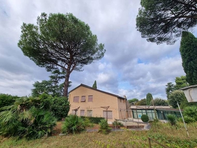Villa in vendita a Roma, via prato lauro, 41 - Roma, RM