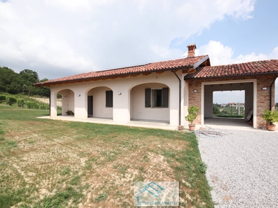 Villa in vendita a San Martino Alfieri Asti