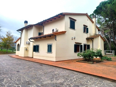 Villa in Via Colle Barucci, Barberino di Mugello, 10 locali, 3 bagni