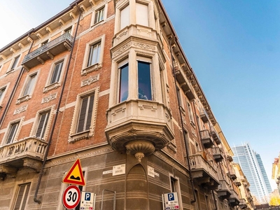 Appartamento in Vendita a Torino, zona Centro, 750'000€, 276 m²
