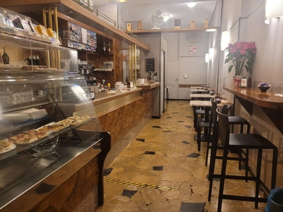 bar in vendita a Mantova