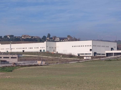 capannone industriale in vendita a Benevento