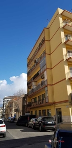 Appartamento in Affitto a Messina Via Placida