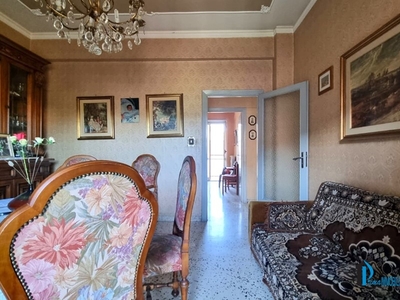 Appartamento in Vendita a Terni, 49'000€, 93 m²