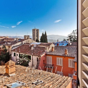 Appartamento in Vendita ad Arezzo - 590000 Euro