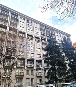 Appartamento in Vendita in Corso Monte Cucco 87 a Torino