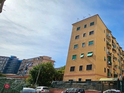 Appartamento in Vendita in Via Daniele Manin a Napoli