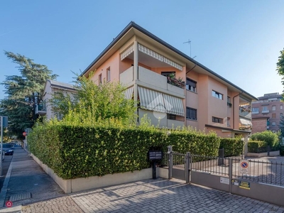 Appartamento in Vendita in Via Vincenzo Vela a Bologna