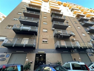 Appartamento in Vendita in Via Volontari Italiani del Sangue a Palermo