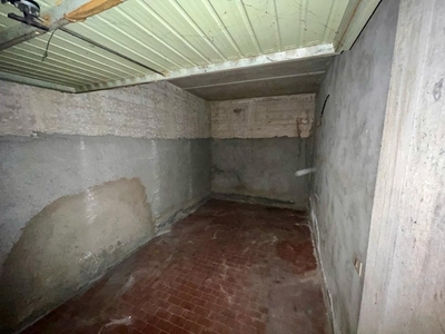 Box in Vendita a Pisa, 22'000€, 10 m², con Box