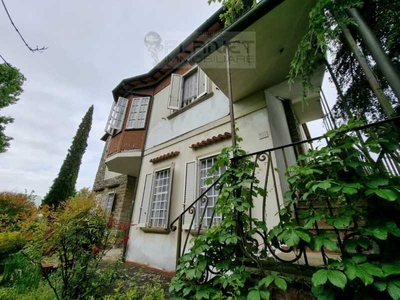 Casa Indipendente in Vendita ad Arezzo - 450000 Euro