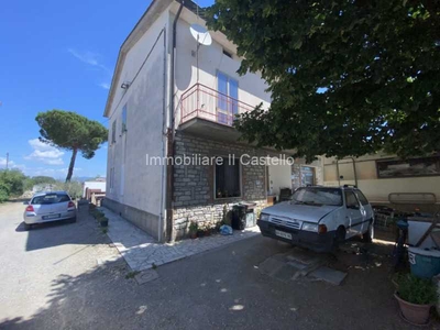 Casa Indipendente in Vendita ad Castiglione del Lago - 235000 Euro