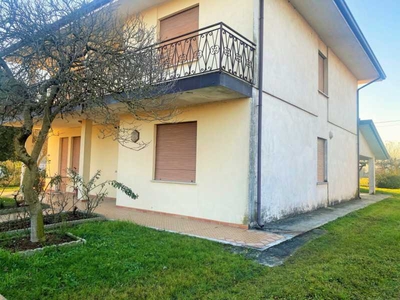 Casa Indipendente in Vendita ad Piombino Dese - 170000 Euro