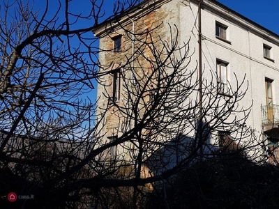 Casa indipendente in Vendita in roma a Varsi