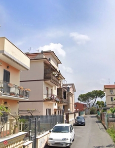Casa indipendente in Vendita in Via Sperone a Palermo