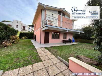 LAVINIO MARE,A4151s,Villa unifamiliare completamente ristrutturata su