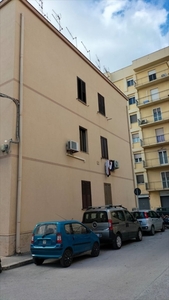 Trilocale in Via nino bixio, Trapani, 1 bagno, 71 m², 2° piano