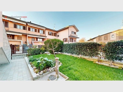 Villa a schiera in vendita a Bellinzago Lombardo, Via Enrico Fermi - Bellinzago Lombardo, MI