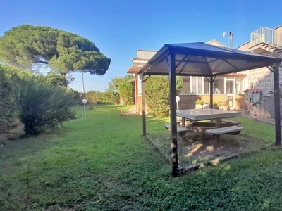 Villa unifamiliare in vendita a Ronciglione