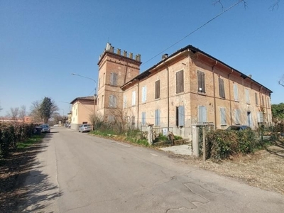 rustico / casale in vendita a Marzaglia