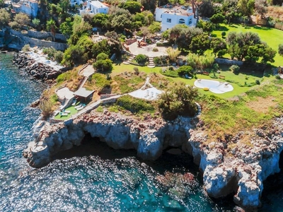 Accogliente casa a Ischia con giardino, piscina e barbecue