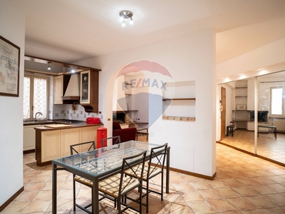 Appartamento in Vendita a Ancona, zona Centro storico, 149'000€, 110 m², arredato